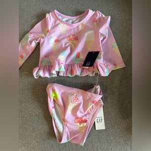 Baby gap 2 piece rashguard and bottom swim
